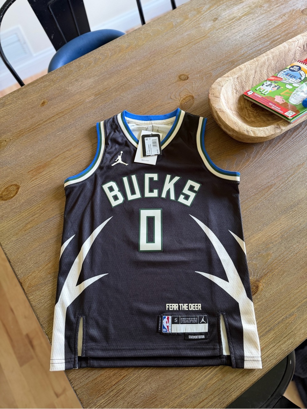 Milwaukee Bucks Lillard Jersey-Youth S